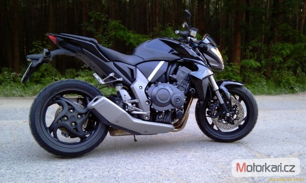 cb1000